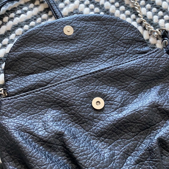 Nine West - Black Crossbody Purse - Picture 2 of 6